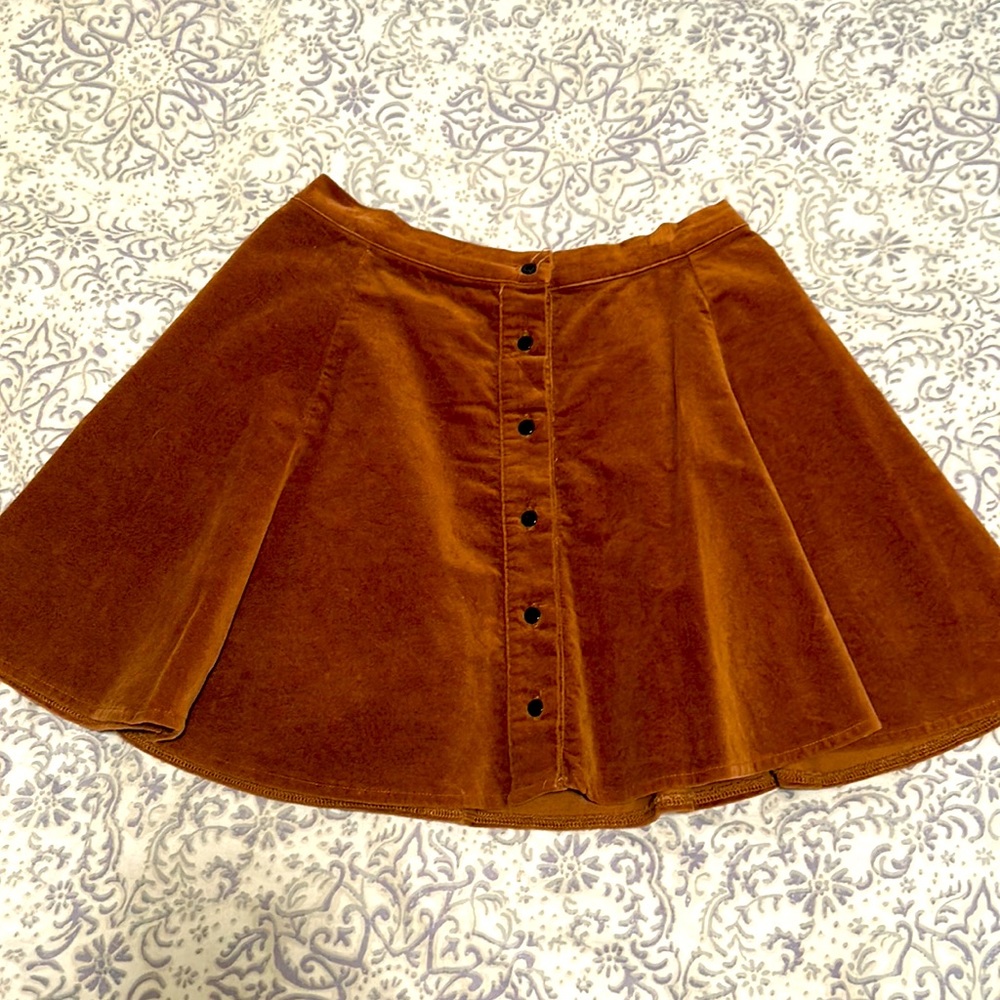 Brandy Melville rust brown skirt. One size.